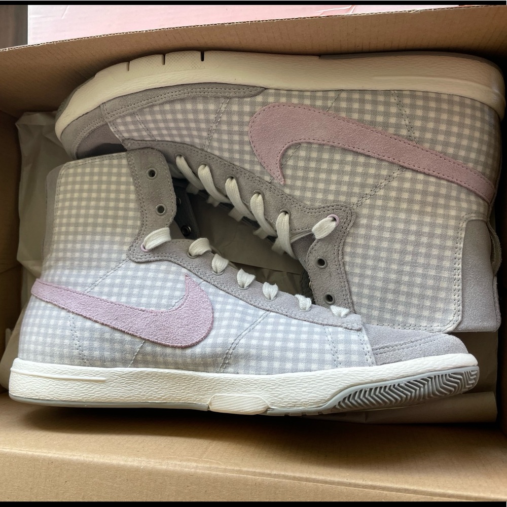 Nike Blazer - Picture 2 of 8